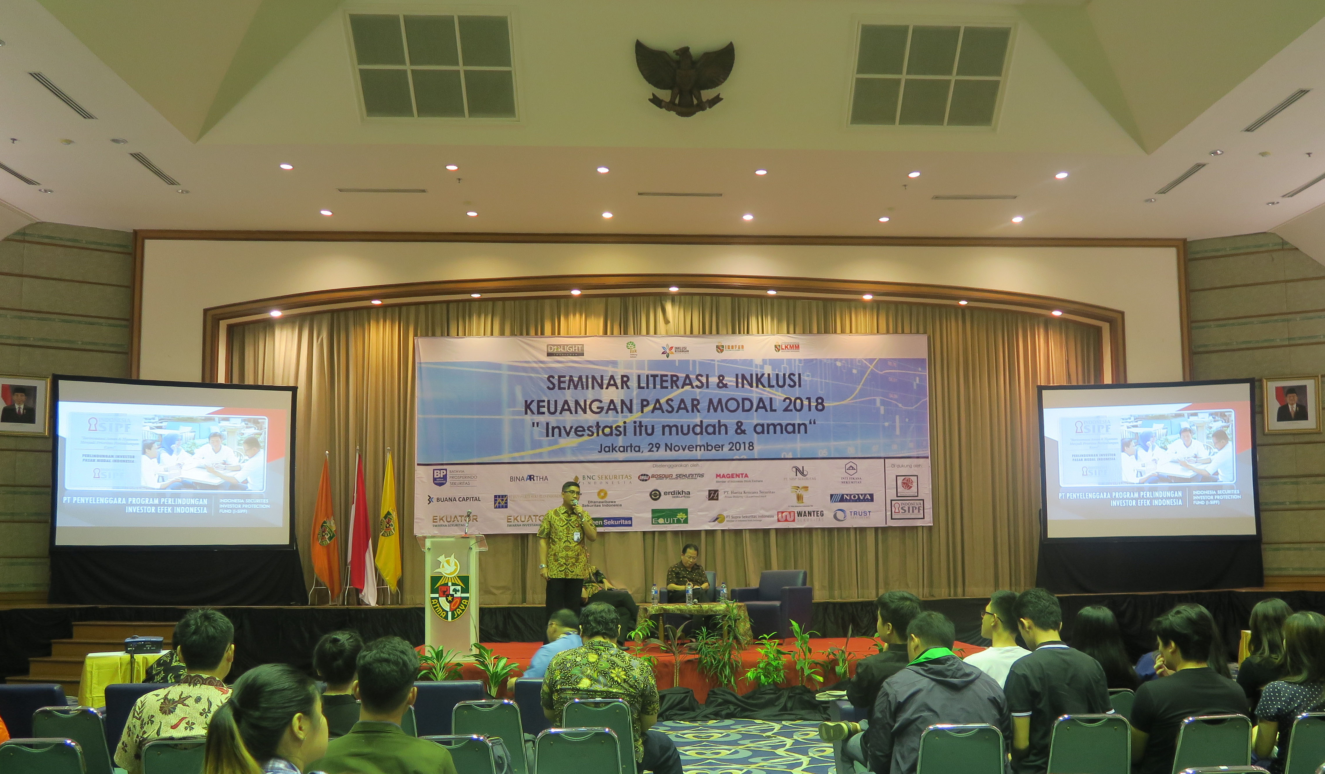 Seminar Literasi dan Inklusi Keuangan Pasar Modal 2018 di Universitas Atmajaya, Jakarta