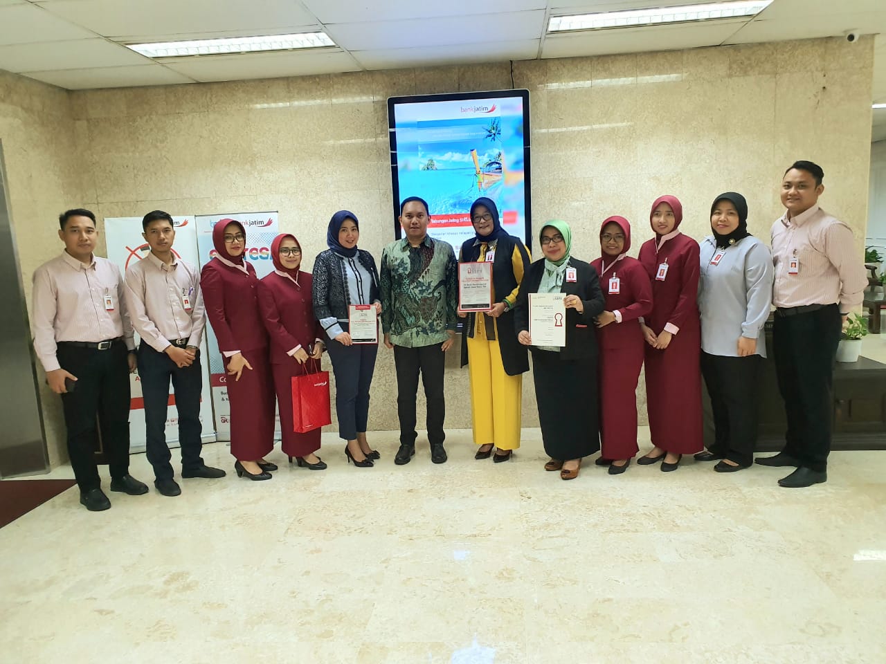 Kunjungan ke PT Bank Pembangunan Daerah Jawa Timur Tbk dalam Rangka Sosialisasi Dana Perlindungan Pemodal